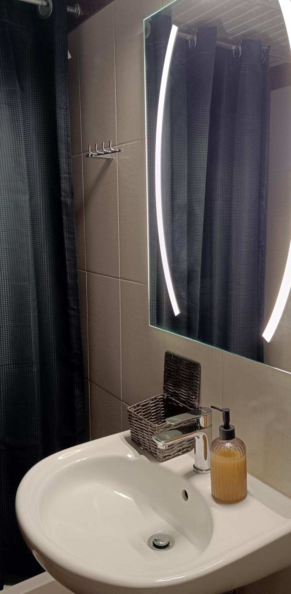 Apartament Galanis *